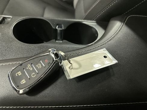 Used 2022 Chevrolet Camaro LT RWD image 34