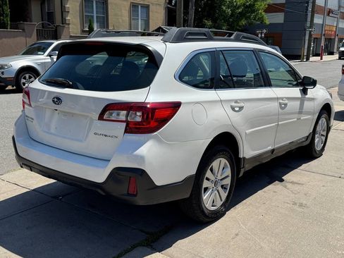 Used 2018 Subaru Outback 2.5i AWD/4WD image 5