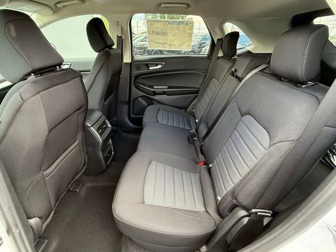 Used 2024 Ford Edge SE AWD/4WD image 14