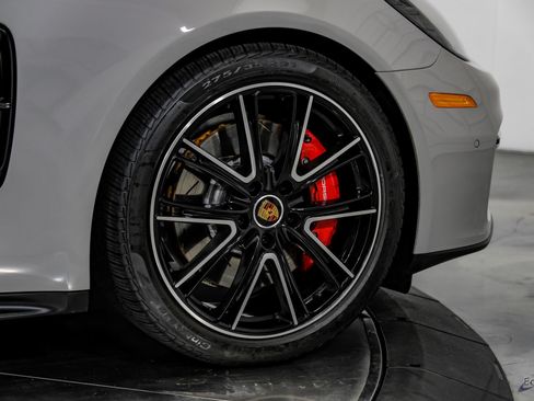 Used 2023 Porsche Panamera GTS AWD/4WD image 90