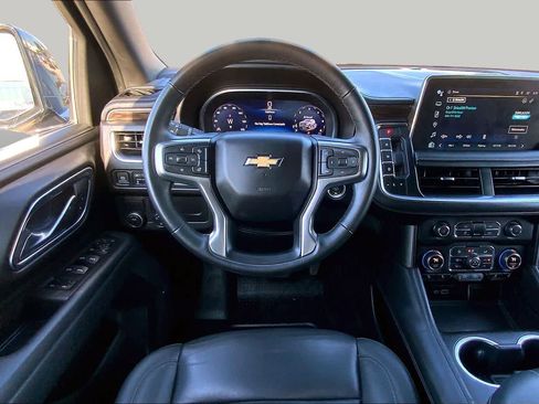 Used 2023 Chevrolet Tahoe LT w/ Luxury Package RWD image 6