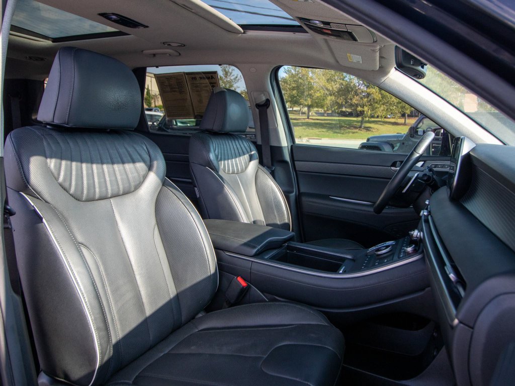 Certified 2024 Hyundai Palisade Limited FWD image 21
