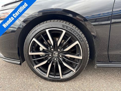 Certified 2023 Honda Accord Touring image 17