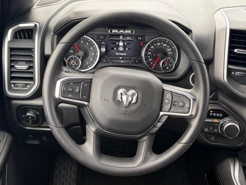 New 2026 RAM 1500 Express AWD/4WD image 32