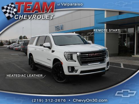 Used 2022 GMC Yukon XL SLT w/ SLT Luxury Package image 1