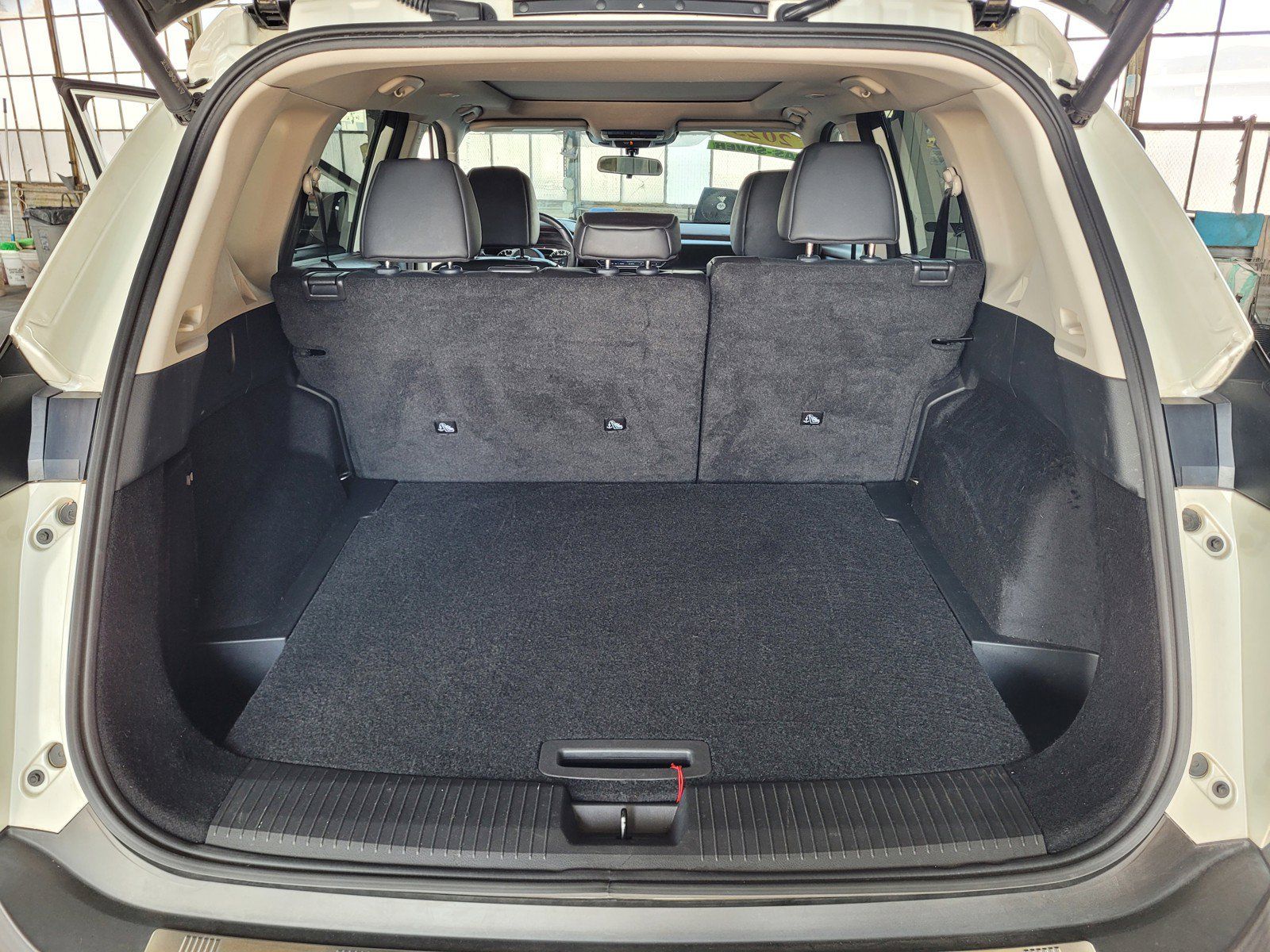 Certified 2023 Nissan Rogue SV w/ SV Premium B Package FWD image 19