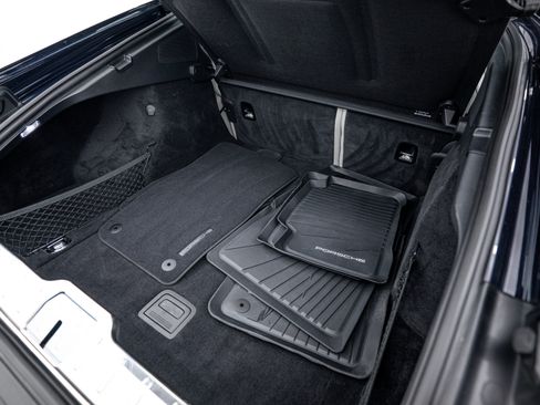 Certified 2022 Porsche Panamera 4 Platinum Edition image 24