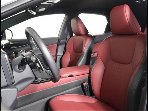 Certified 2025 Lexus NX 250 FWD w/ Towing Package (2000 Lbs) image 7