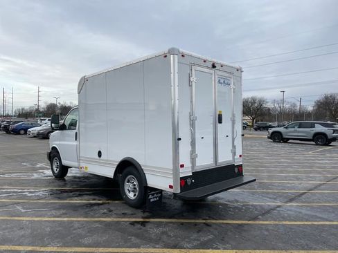 New 2025 Chevrolet Express 3500 w/ Power Convenience Package image 4