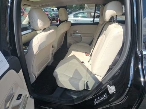 Used 2023 Mercedes-Benz GLB 250 4MATIC image 6