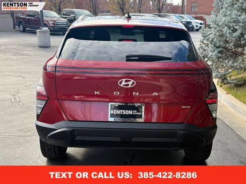 Used 2025 Hyundai Kona SEL image 7