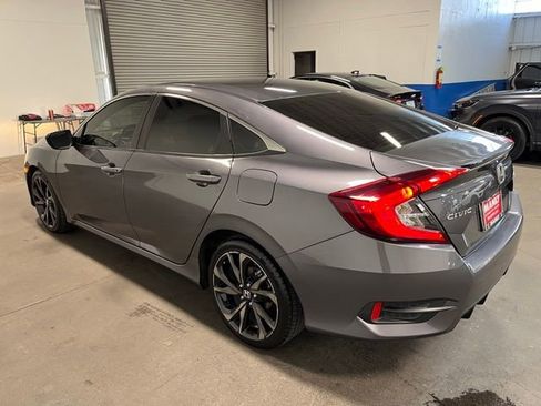 Used 2019 Honda Civic Sport image 5
