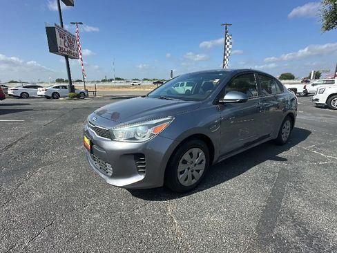 Used 2020 Kia Rio S FWD image 2
