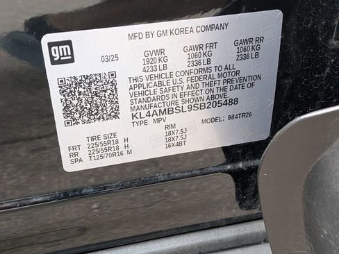 Certified 2025 Buick Encore GX Preferred FWD image 33