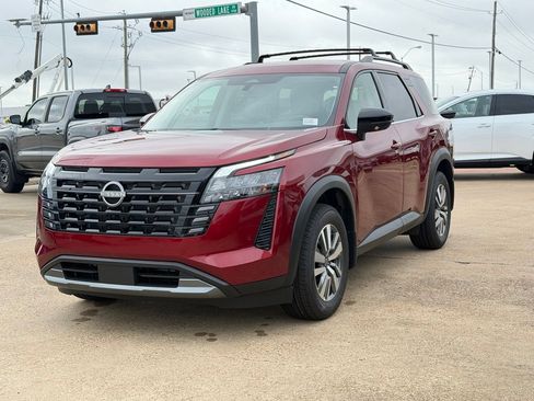New 2026 Nissan Pathfinder SL FWD image 5