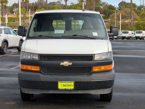 Used 2022 Chevrolet Express 2500 Extended w/ Driver Convenience Package image 4