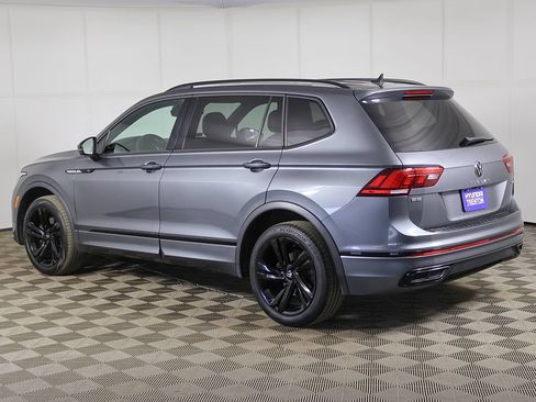 Used 2023 Volkswagen Tiguan SE R-Line AWD/4WD image 8