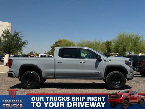 Used 2025 GMC Sierra 1500 AT4 AWD/4WD image 4