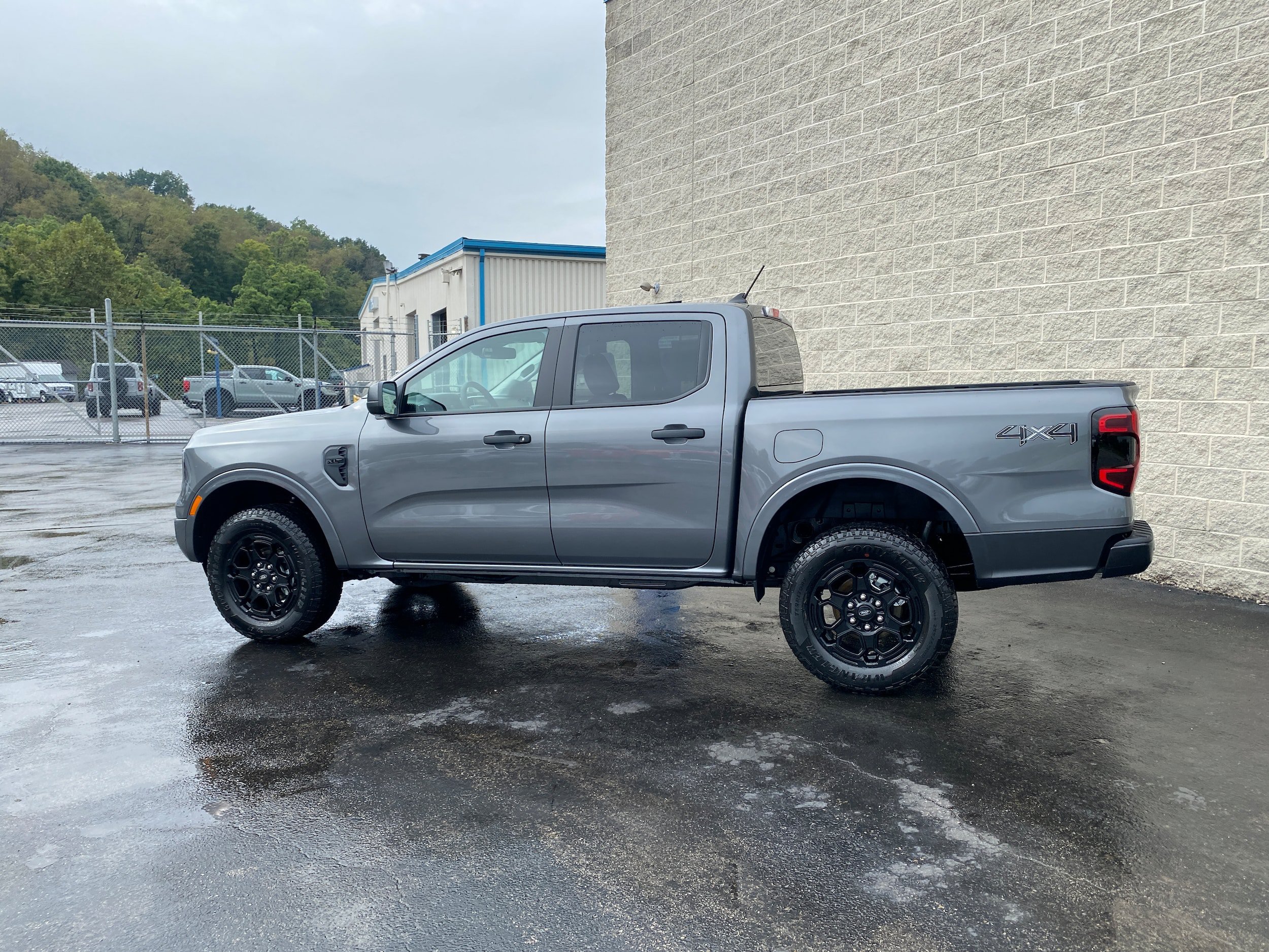 New 2026 Ford Ranger XLT w/ Black Appearance Package AWD/4WD image 6