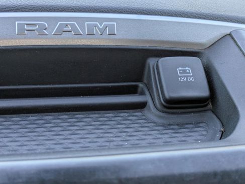 Used 2022 RAM 3500 Big Horn image 21