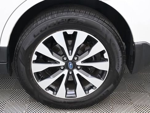 Used 2016 Subaru Outback 3.6R Limited AWD/4WD image 20
