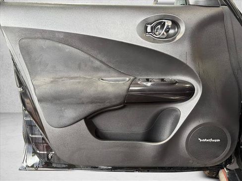 Used 2017 Nissan Juke NISMO AWD/4WD image 10