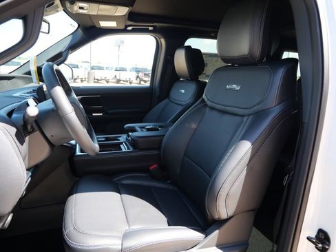 New 2027 Ford Expedition Platinum w/ Stealth Performance Package AWD/4WD image 16