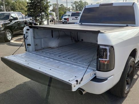 Certified 2019 RAM 1500 Express w/ Express Value Package image 7