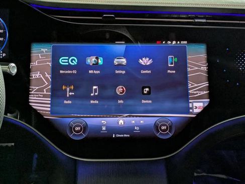 Certified 2022 Mercedes-Benz EQS 580 4MATIC Sedan image 18