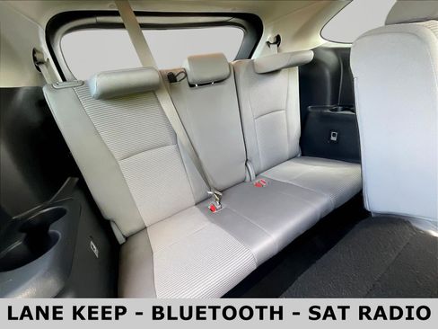 Used 2023 Toyota Highlander L AWD/4WD image 26
