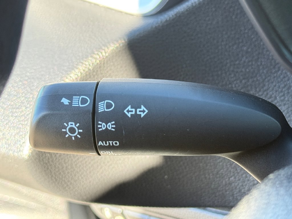 Certified 2025 Toyota Corolla LE FWD image 30