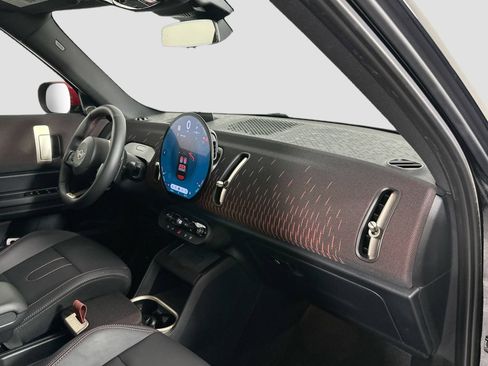 Certified 2025 MINI Cooper Countryman John Cooper Works w/ Comfort Package Max image 34