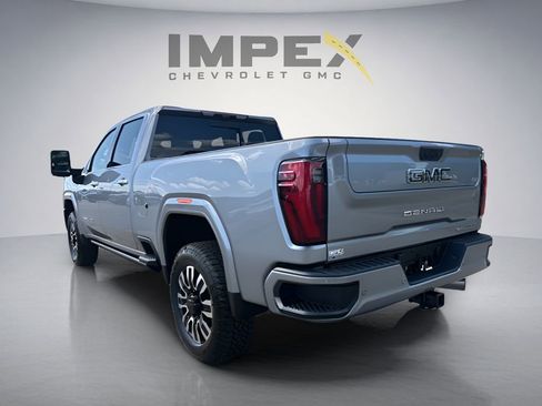 New 2026 GMC Sierra 2500 Denali Ultimate AWD/4WD image 3