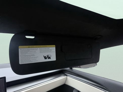 Used 2023 Tesla Model S Plaid image 66