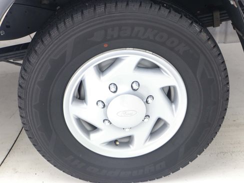 Used 2023 Ford E-350 and Econoline 350 Super Duty w/ Power Windows & Locks Group RWD image 27