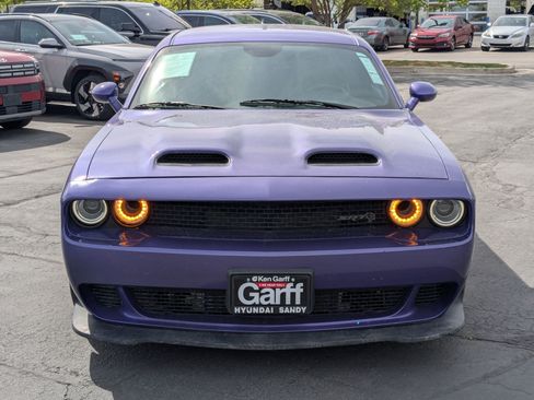 Used 2019 Dodge Challenger SRT Hellcat w/ Laguna Leather Package RWD image 11