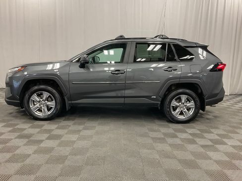 Used 2024 Toyota RAV4 LE AWD/4WD image 9
