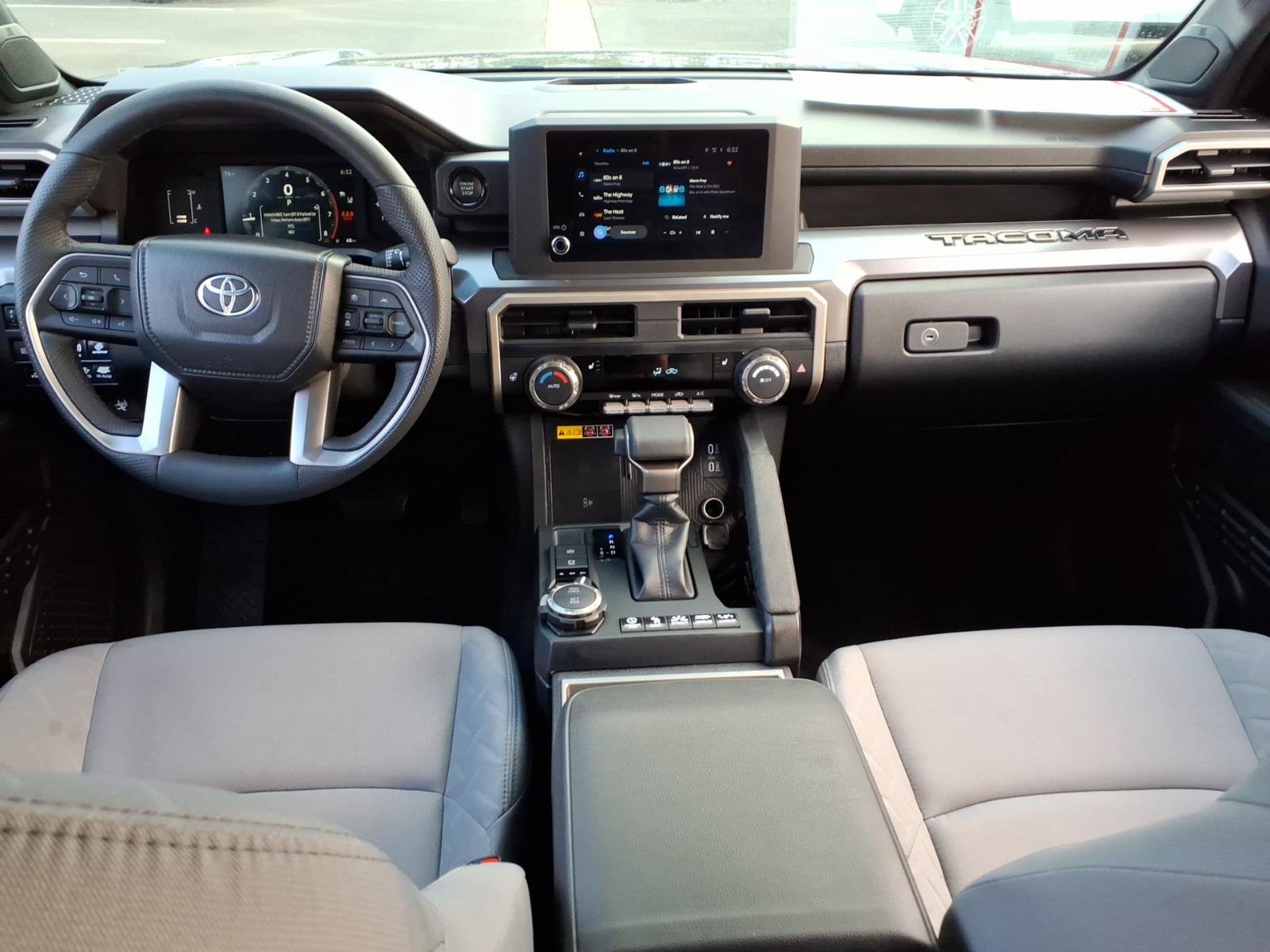 Certified 2025 Toyota Tacoma SR5 AWD/4WD image 11