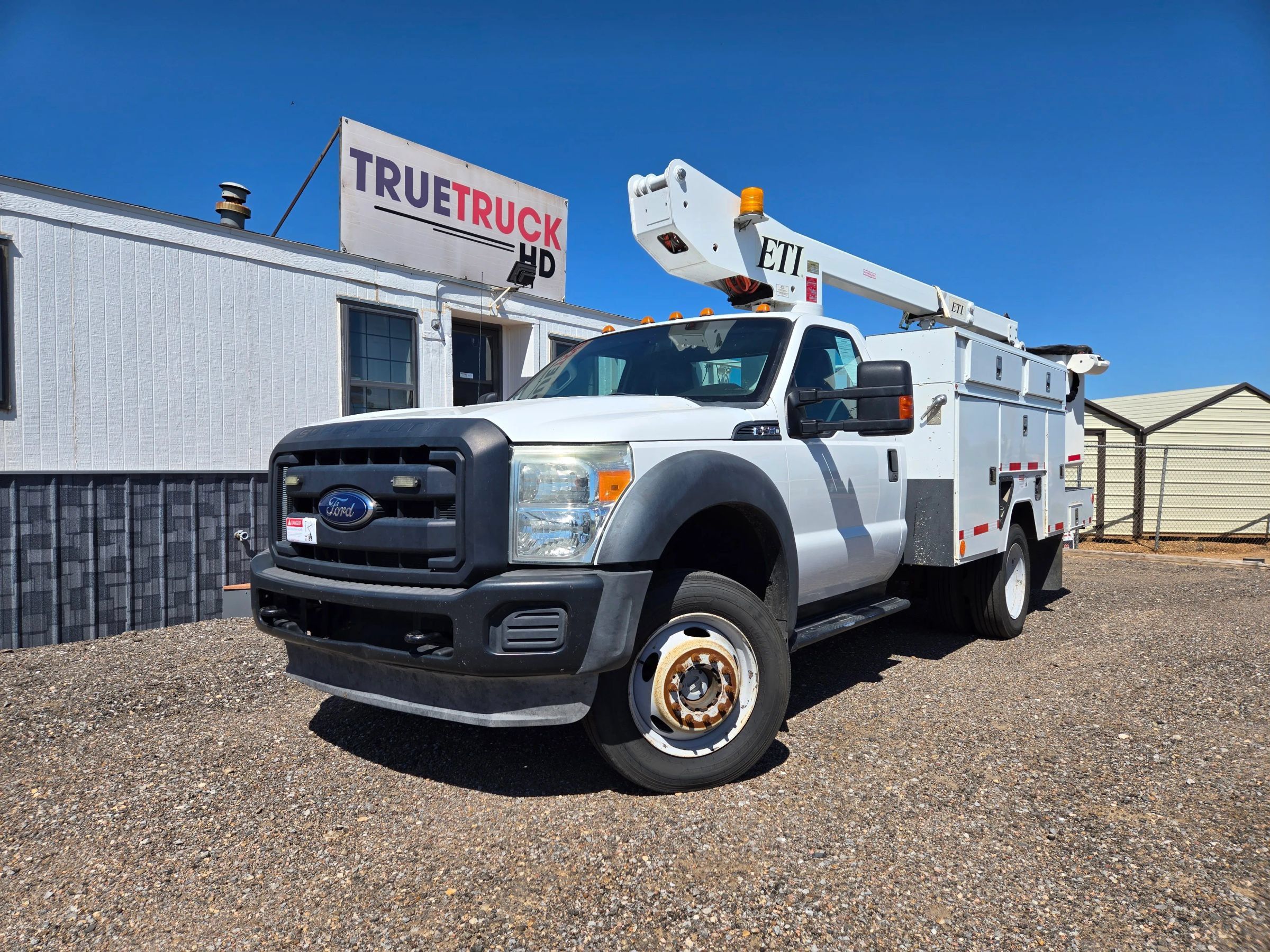 Used 2013 Ford F550 4x4 Regular Cab Super Duty w/ PWR Equipment Group image 1