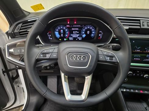 Certified 2025 Audi Q3 2.0T Premium w/ Convenience Package AWD/4WD image 20