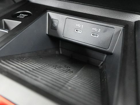 New 2026 Nissan Kicks SR image 13