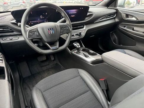 Used 2025 Buick Envista Preferred w/ Convenience I Package FWD image 18