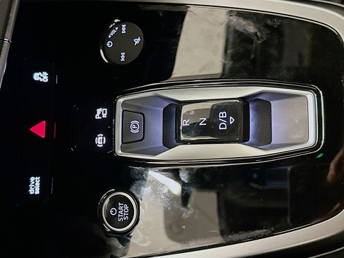 Used 2024 Audi Q4 e-tron Premium Plus w/ Premium Plus image 25