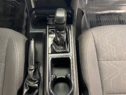 Used 2019 Toyota Tacoma TRD Sport w/ Technology Package RWD image 18