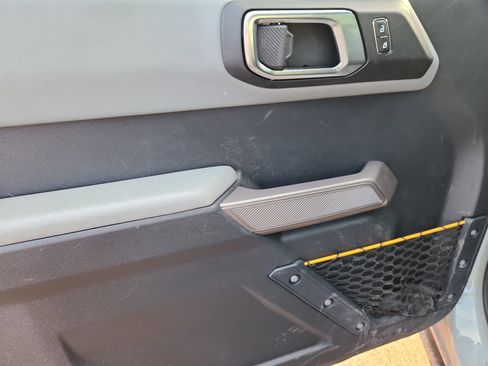 Used 2023 Ford Bronco Badlands w/ Sasquatch Package image 8