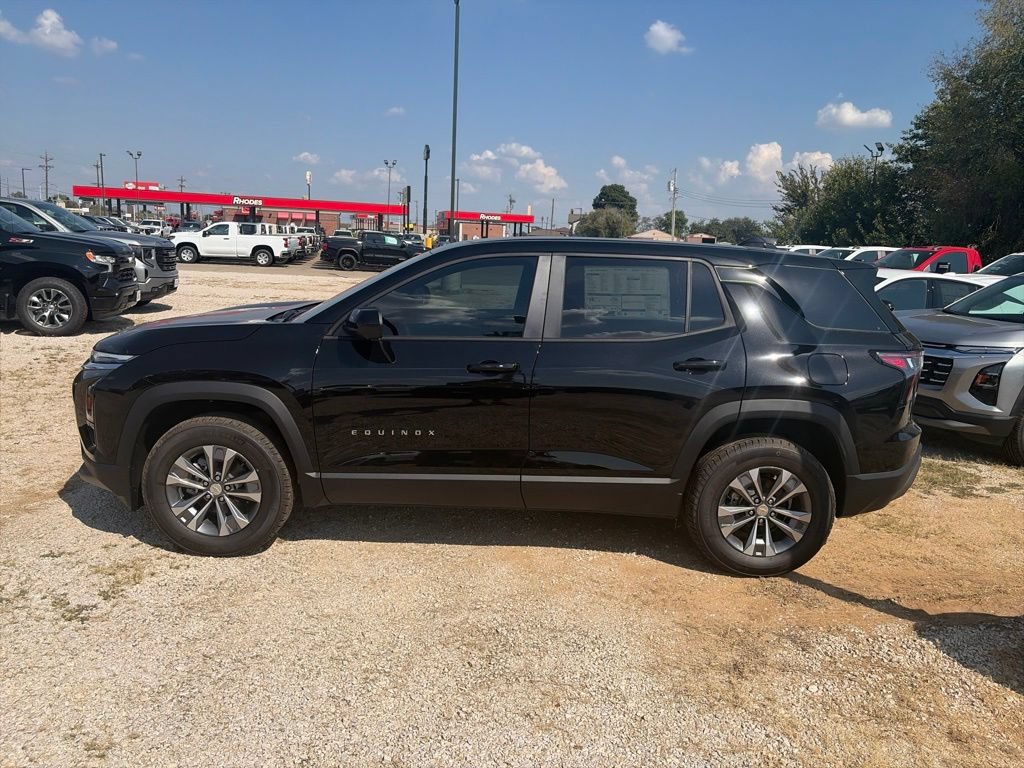 New 2027 Chevrolet Equinox LT w/ Convenience Package II AWD/4WD image 3