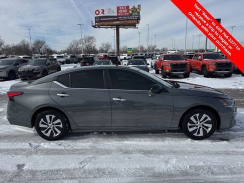 Certified 2025 Nissan Altima 2.5 S image 6