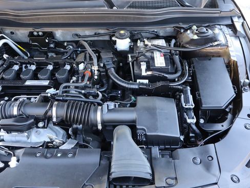 Used 2018 Honda Accord EX-L image 40