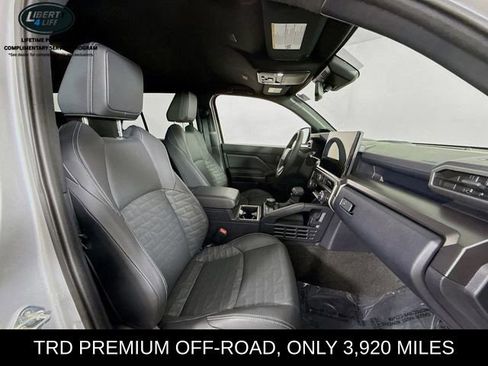 Used 2025 Toyota 4Runner TRD Off-Road Premium image 27