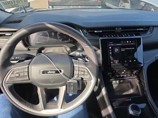 Certified 2023 Jeep Grand Cherokee Laredo w/ Luxury Tech Group I AWD/4WD video 3